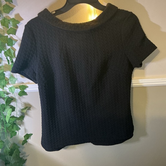 Boden Black Quilted Textured Top with Collar | Size 6 | Quiet Luxury Preppy - Picture 4 of 11